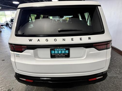 2024 Jeep Wagoneer L Series II Carbide 4x4