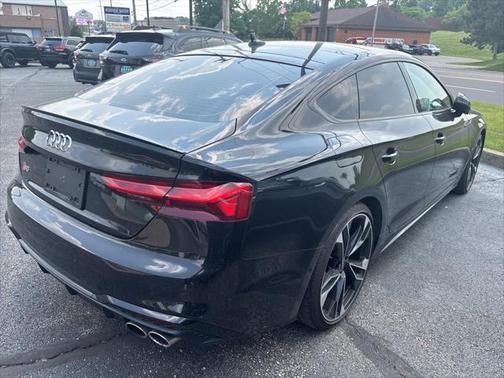 2022 Audi S5 3.0T Prestige