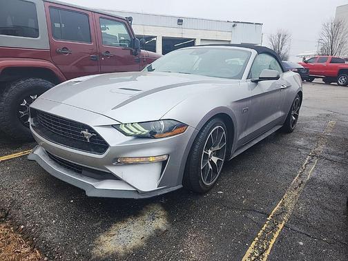 2020 Ford Mustang EcoBoost