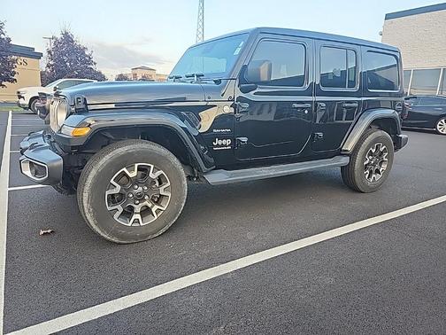 2024 Jeep Wrangler 4-Door Sahara