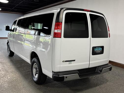 2024 Chevrolet Express 3500 RWD 3500 Extended Wheelbase LT