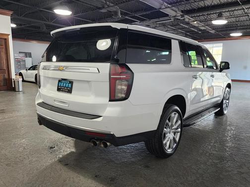2023 Chevrolet Suburban 4WD High Country