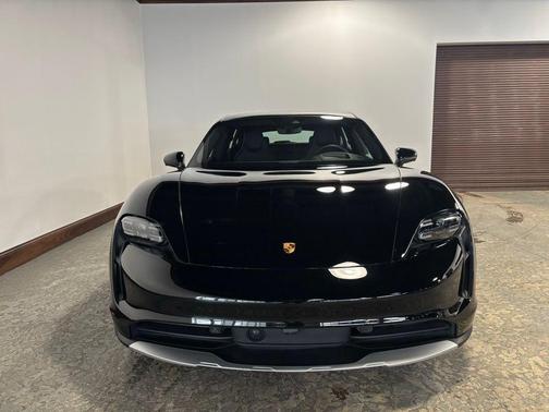 2024 Porsche Taycan 4