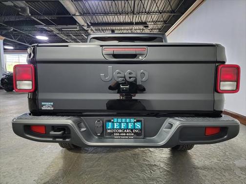 2023 Jeep Gladiator Sport S