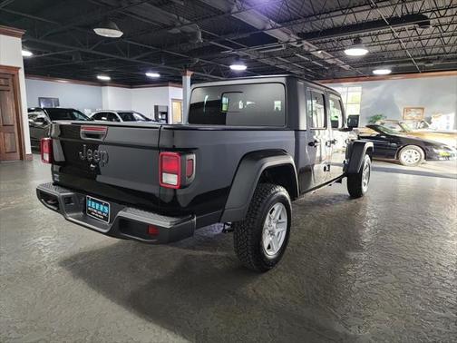 2023 Jeep Gladiator Sport S
