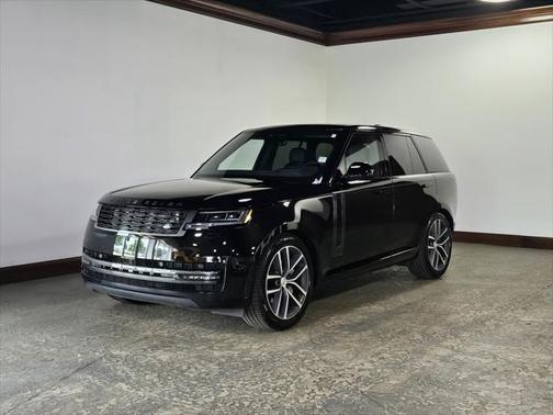 2025 Land Rover Range Rover P400 SE