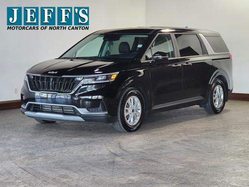 2024 Kia Carnival LX