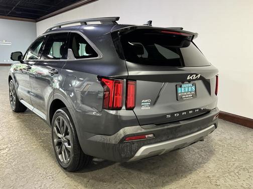 2022 Kia Sorento SX
