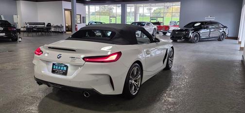 2025 BMW Z4 sDrive30i