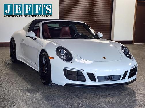 2018 Porsche 911 Targa 4 GTS
