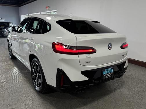 2023 BMW X4 M40i