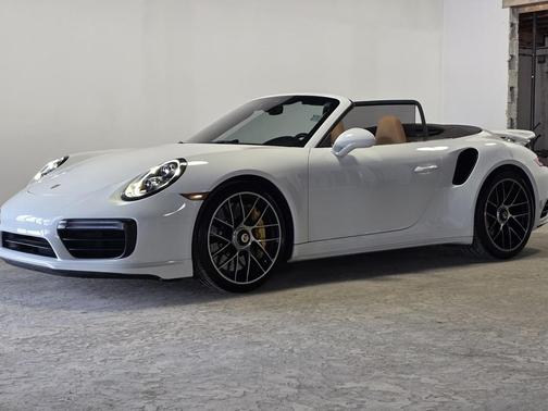 2019 Porsche 911 Turbo S