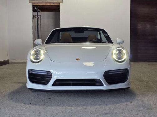 2019 Porsche 911 Turbo S