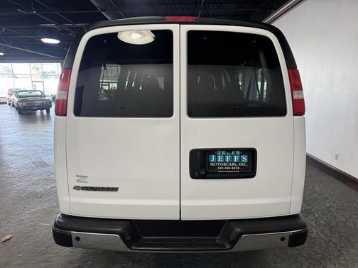 2024 Chevrolet Express 3500 RWD 3500 Extended Wheelbase LT