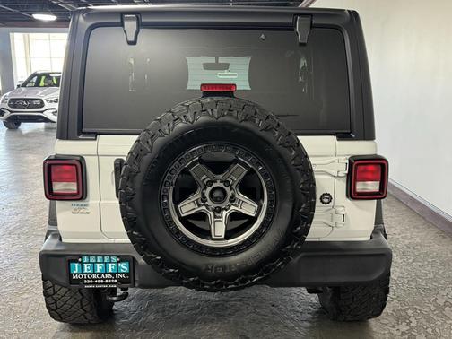 2022 Jeep Wrangler Sport S