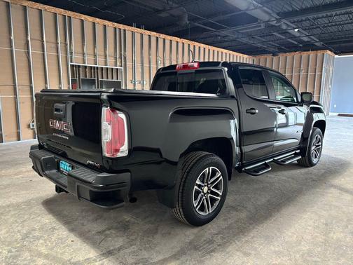 2022 GMC Canyon AT4