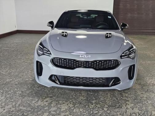 2022 Kia Stinger GT1