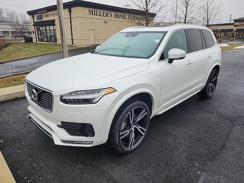 2018 Volvo XC90 T6 R-Design