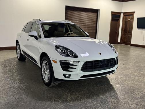 2016 Porsche Macan S