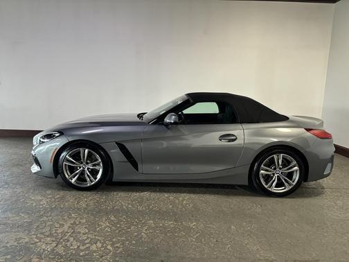 2025 BMW Z4 sDrive30i