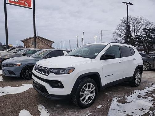 2022 Jeep Compass Latitude Lux