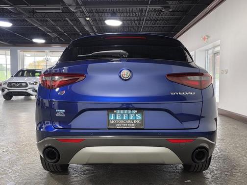 2022 Alfa Romeo Stelvio Ti
