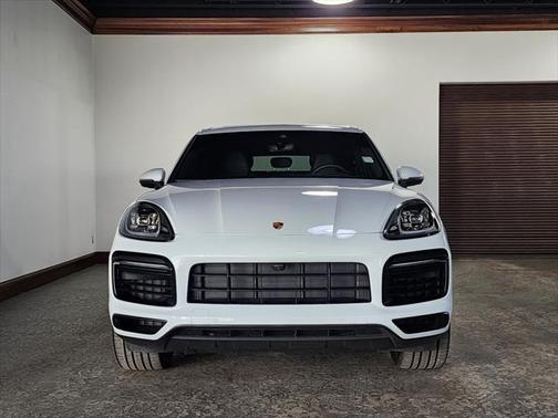 2022 Porsche Cayenne Platinum Edition