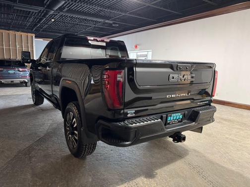 2024 GMC Sierra 2500 Denali Ultimate