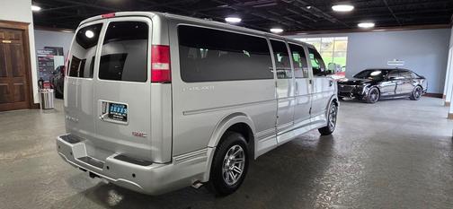 2019 GMC Savana 2500 Work Van