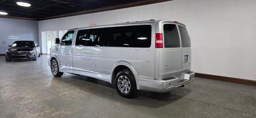 2019 GMC Savana 2500 Work Van