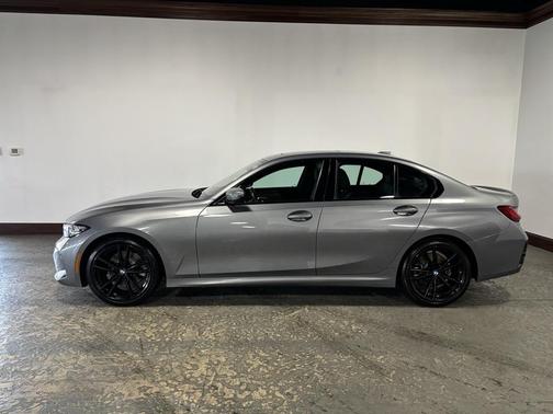 2023 BMW 330 xDrive
