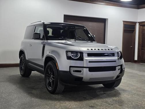 2022 Land Rover Defender 90 S