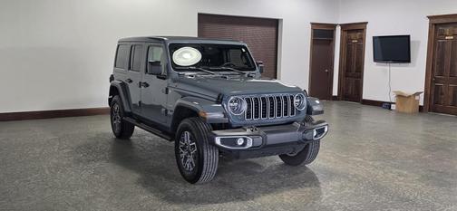 2024 Jeep Wrangler 4-Door Sahara 4x4