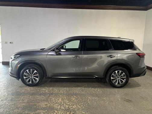 2023 INFINITI QX60 Pure