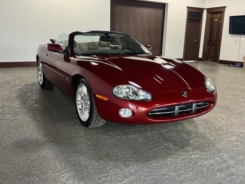 2002 Jaguar XK8 Base
