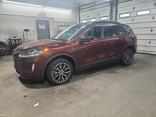 2021 Ford Escape Titanium