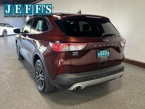 2021 Ford Escape Titanium