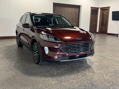 2021 Ford Escape Titanium