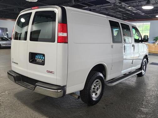 2023 GMC Savana 2500 Work Van