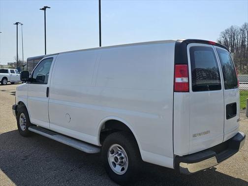 2023 GMC Savana 2500 Work Van