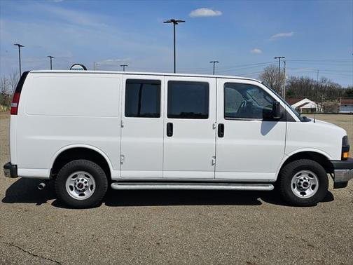 2023 GMC Savana 2500 Work Van