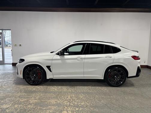 2023 BMW X4 M AWD