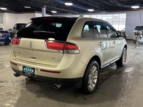 2011 Lincoln MKX Base