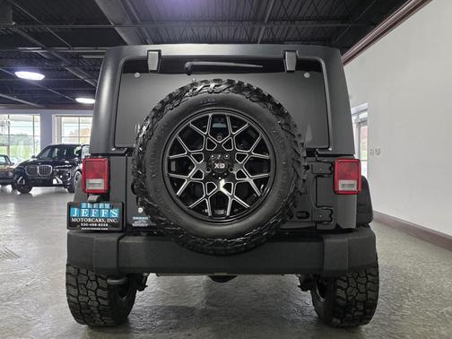 2013 Jeep Wrangler Unlimited Sahara