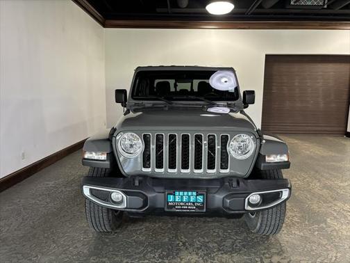 2021 Jeep Gladiator Overland