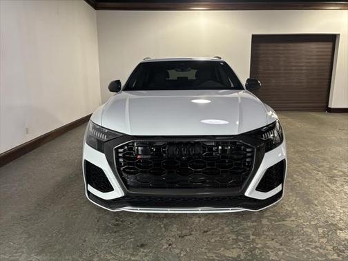 2023 Audi RS Q8 4.0T