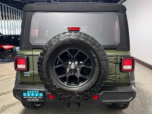 2024 Jeep Wrangler Willys