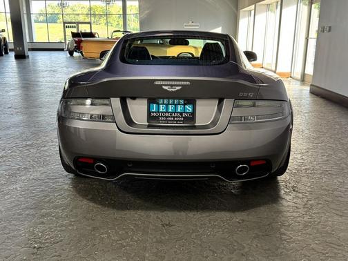 2015 Aston Martin DB9 Carbon Edition