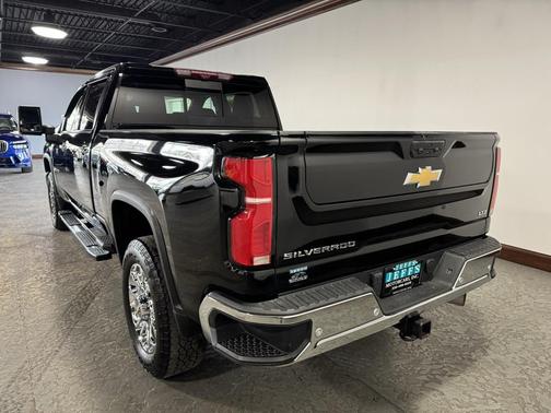 2024 Chevrolet Silverado 3500 LTZ