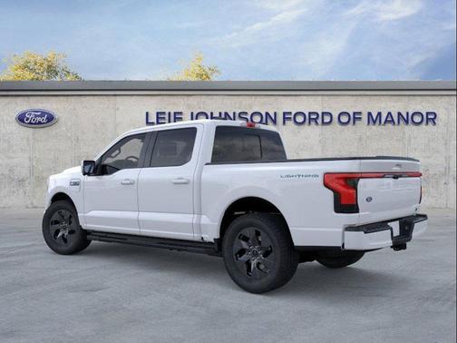 2025 Ford F-150 Lightning LARIAT